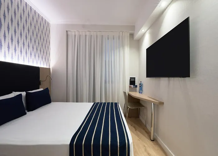 Catalonia Roma Hotel Barcelona