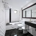 Hotel Catalonia Roma 3*