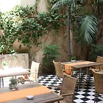 Hotel Catalonia Roma Barcellona