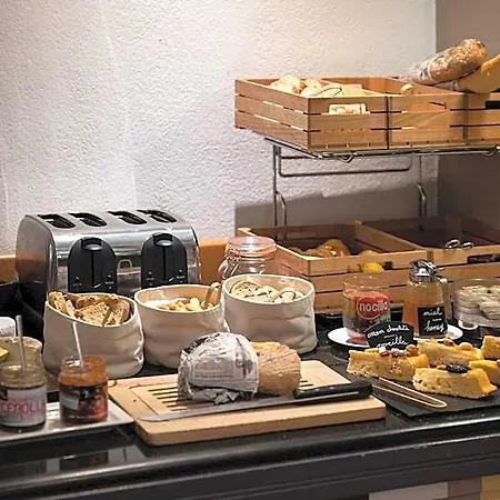 Hotel Catalonia Roma Barcelona